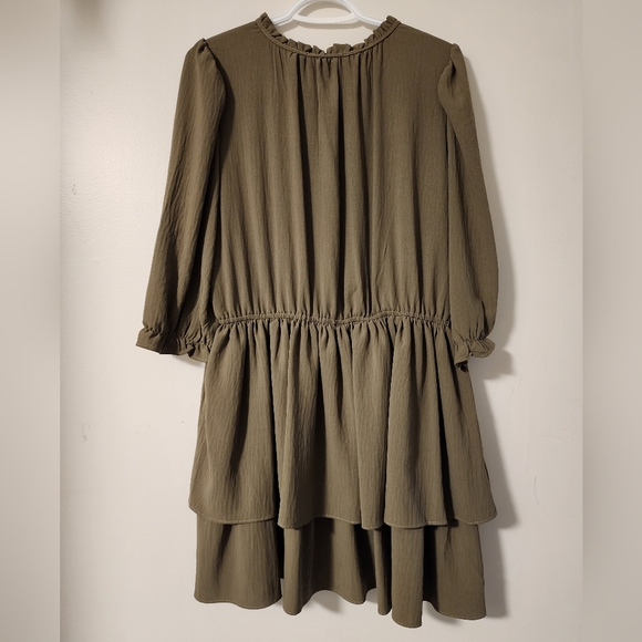 ❤️NWOT Black Tape Olive Green 3/4 Sleeve dress Size XL - Picture 3 of 5